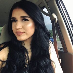 Meet your Posher, Charlene